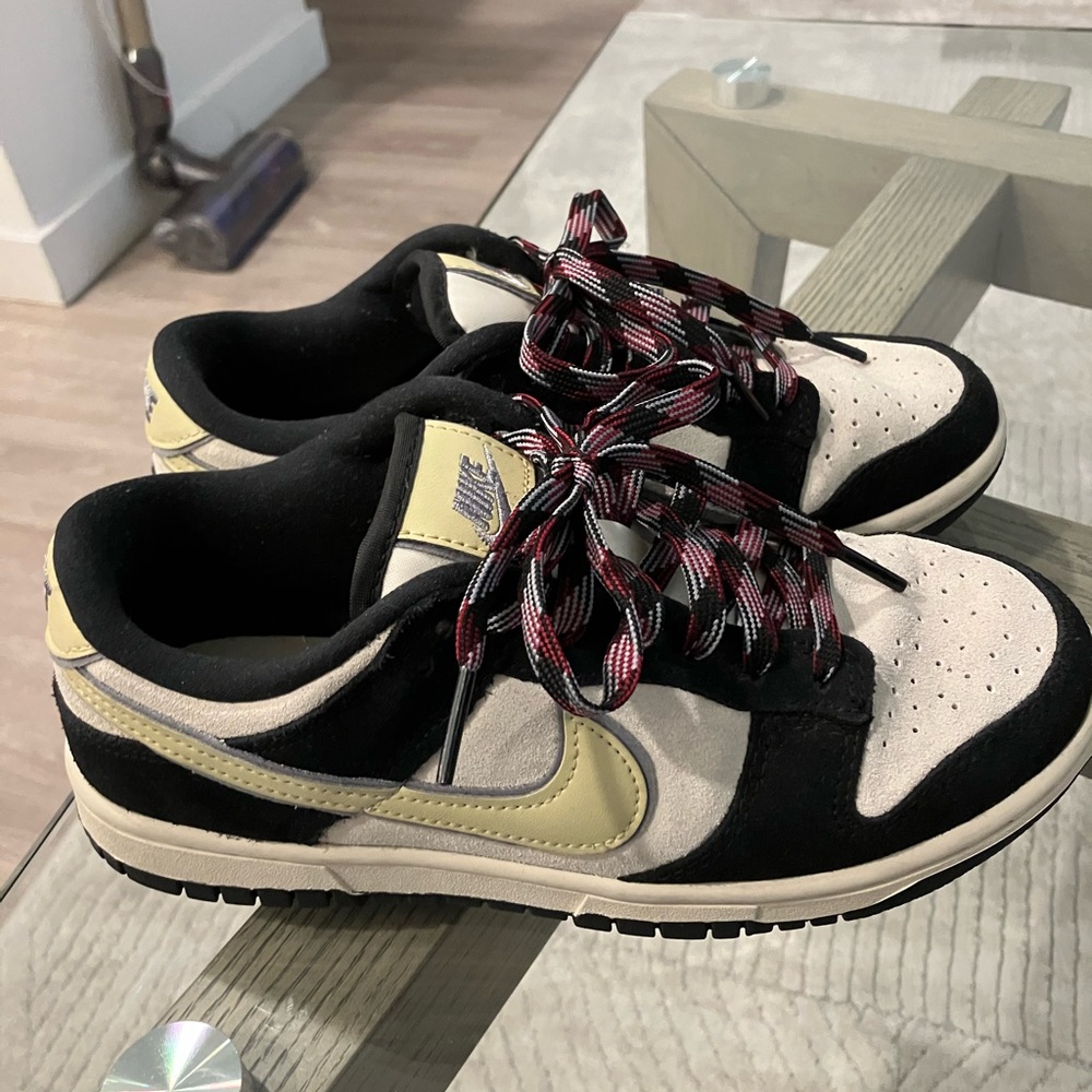 Nike Dunk Low Lx Black Suede Team Gold